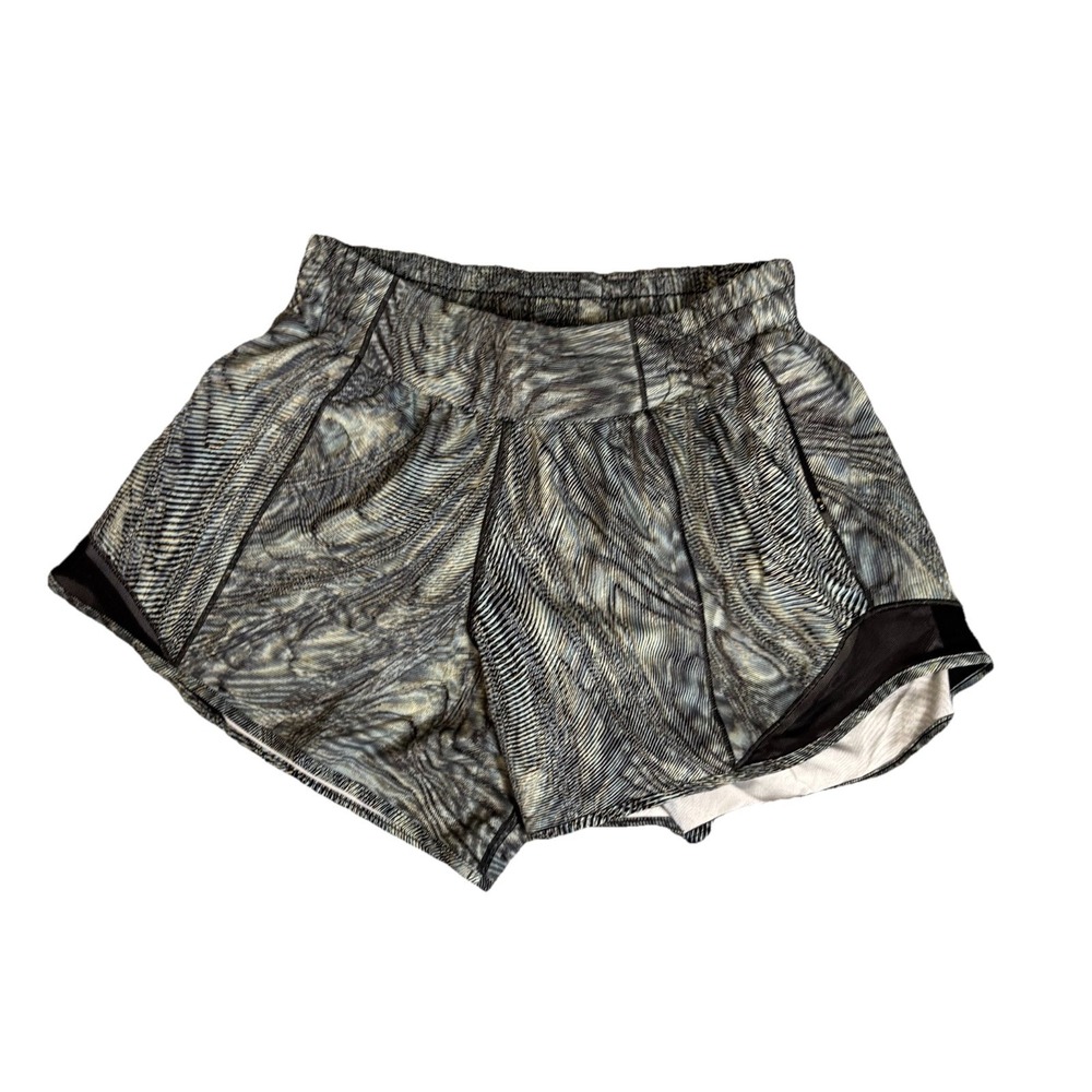 Lululemon Women's Hotty Hot Short II Long 4" Size 6 Tall Multicolored